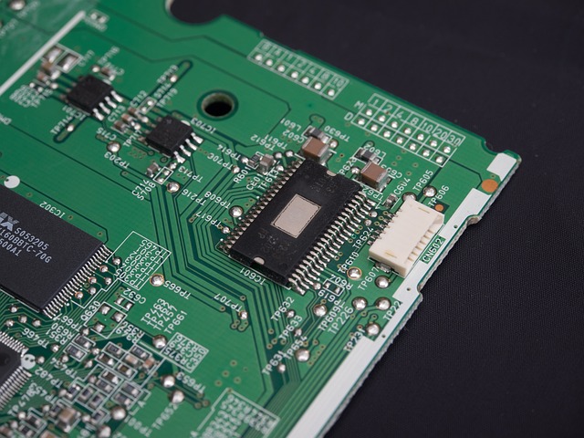 AH8650 应用实例，打造 220V 转 5V/200mA 智能家居供电模块