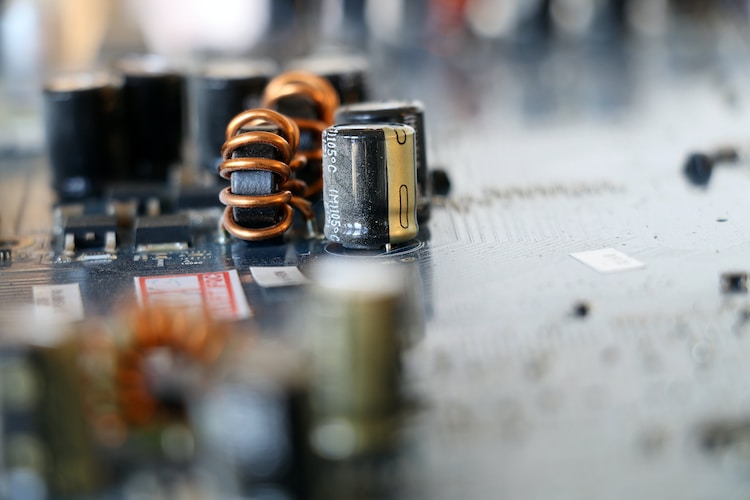 PCB布局不当引发的干扰，AH8650电路的自激振荡解决方案,第2张